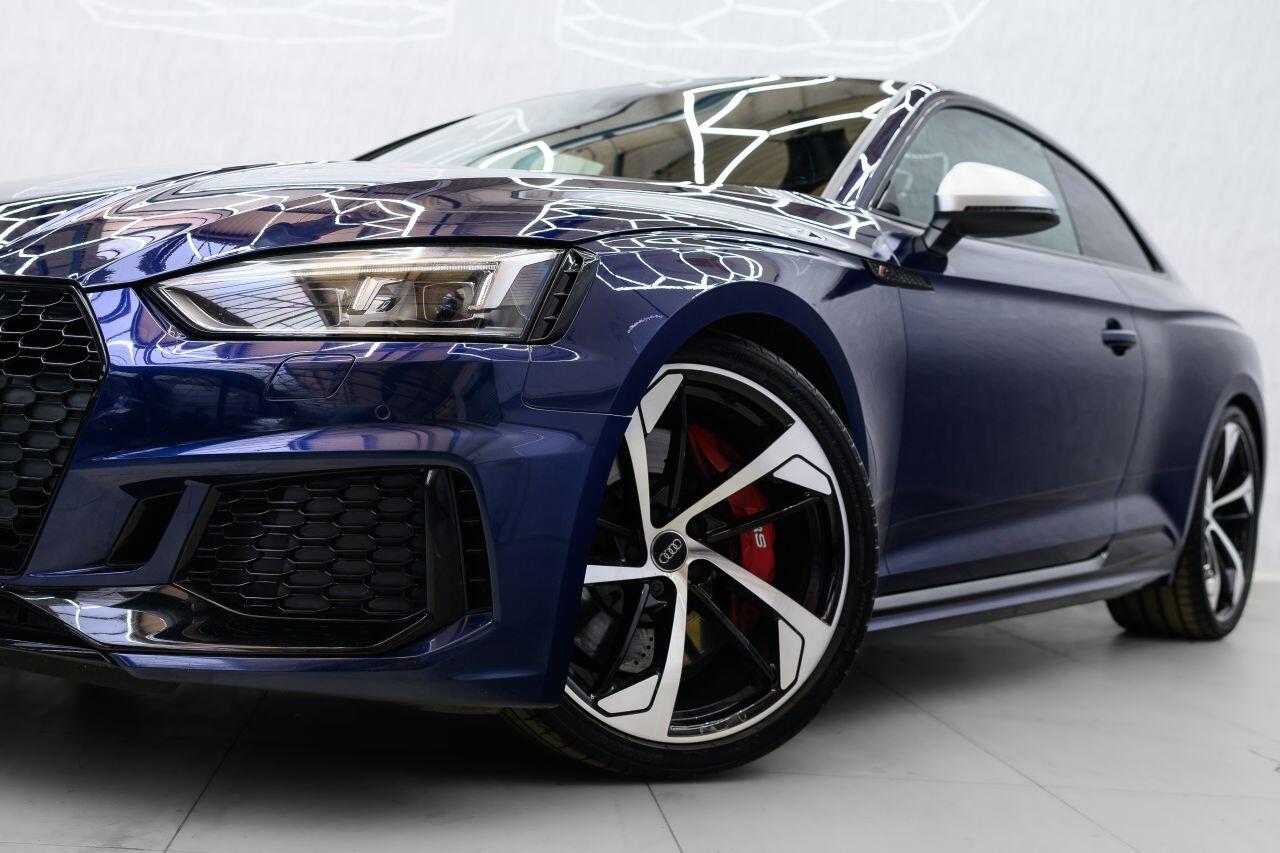 Audi RS5 view 10