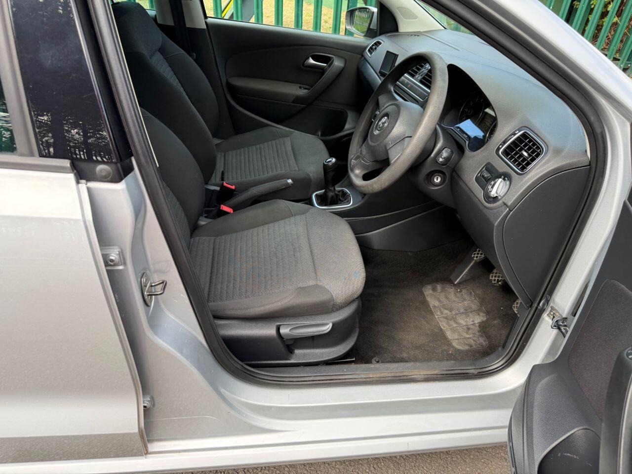 Volkswagen Polo view 35