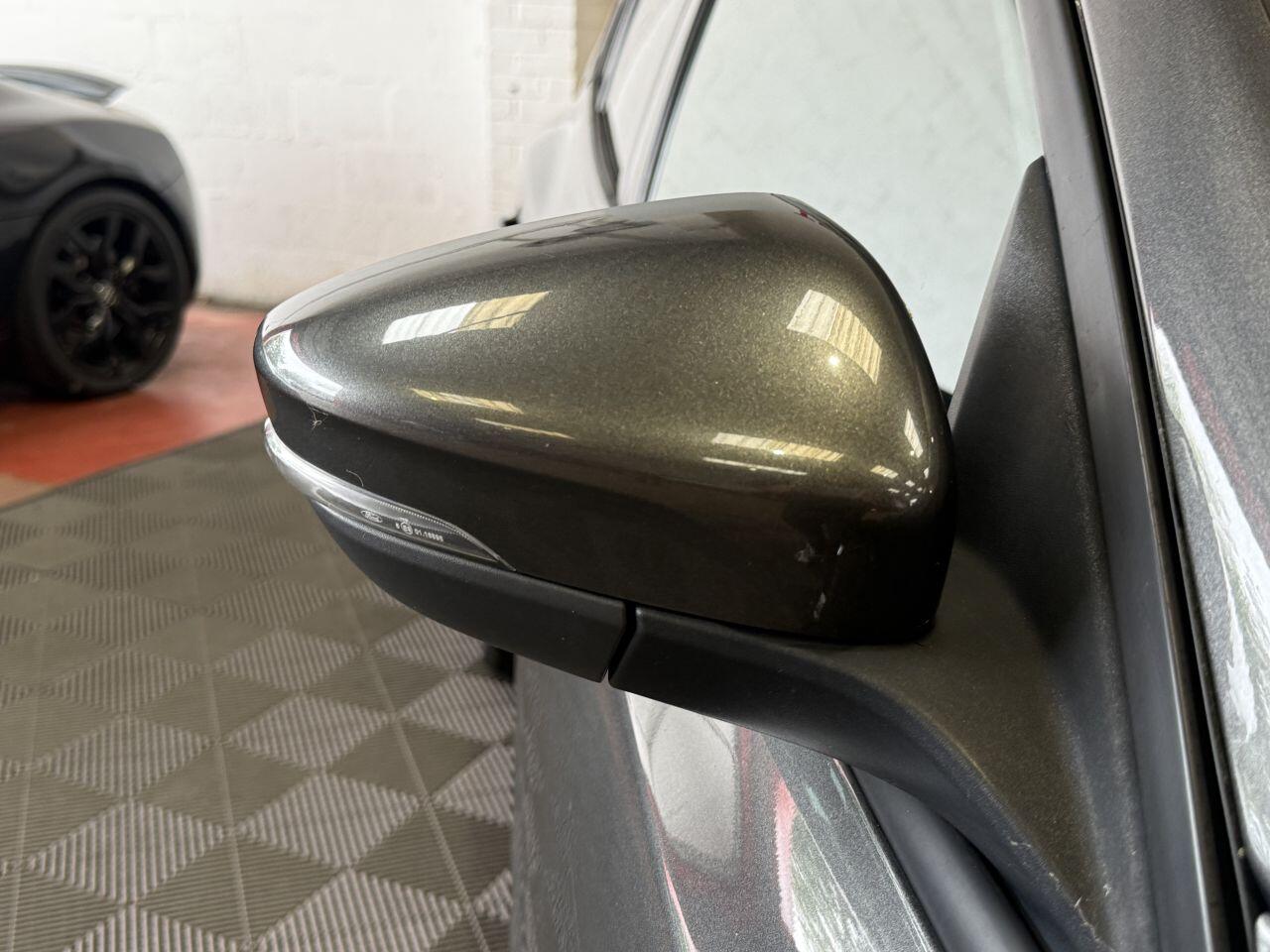 Ford Focus view 24