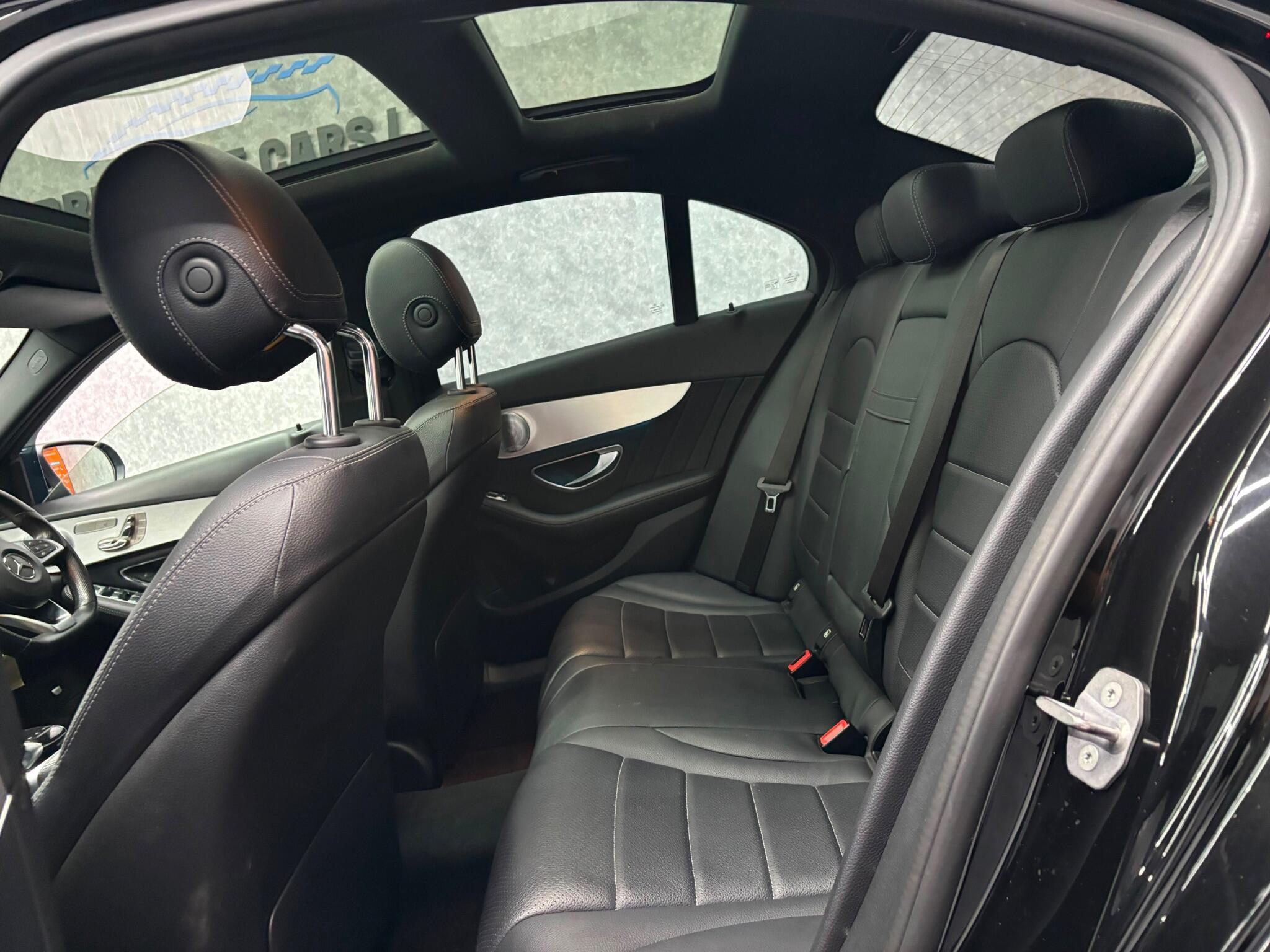 Mercedes-Benz C Class view 33