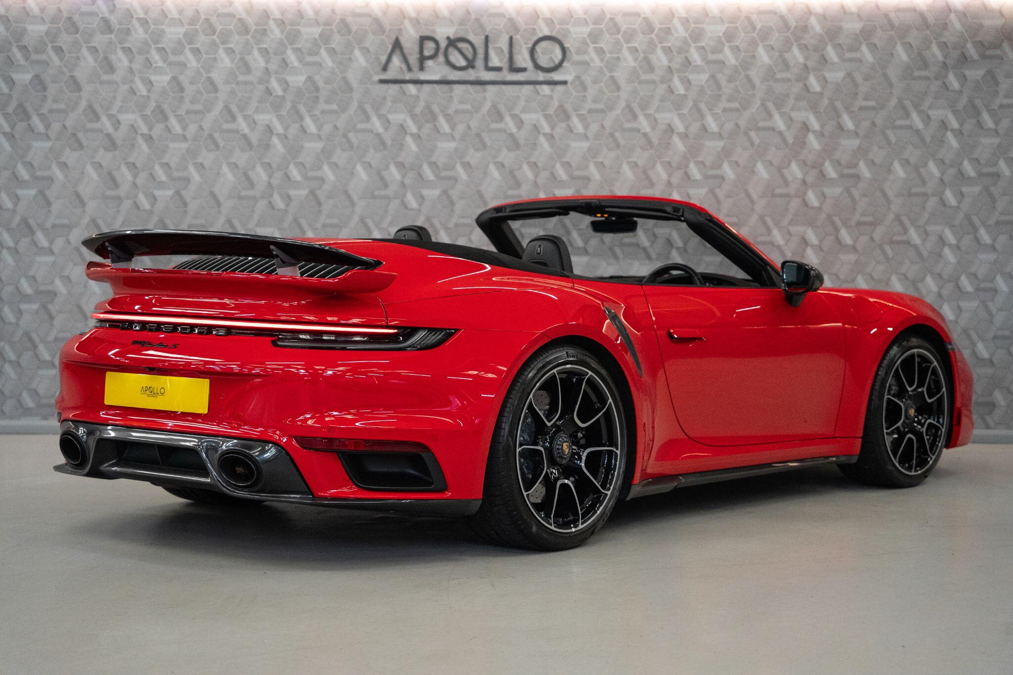 Porsche 911 view 2
