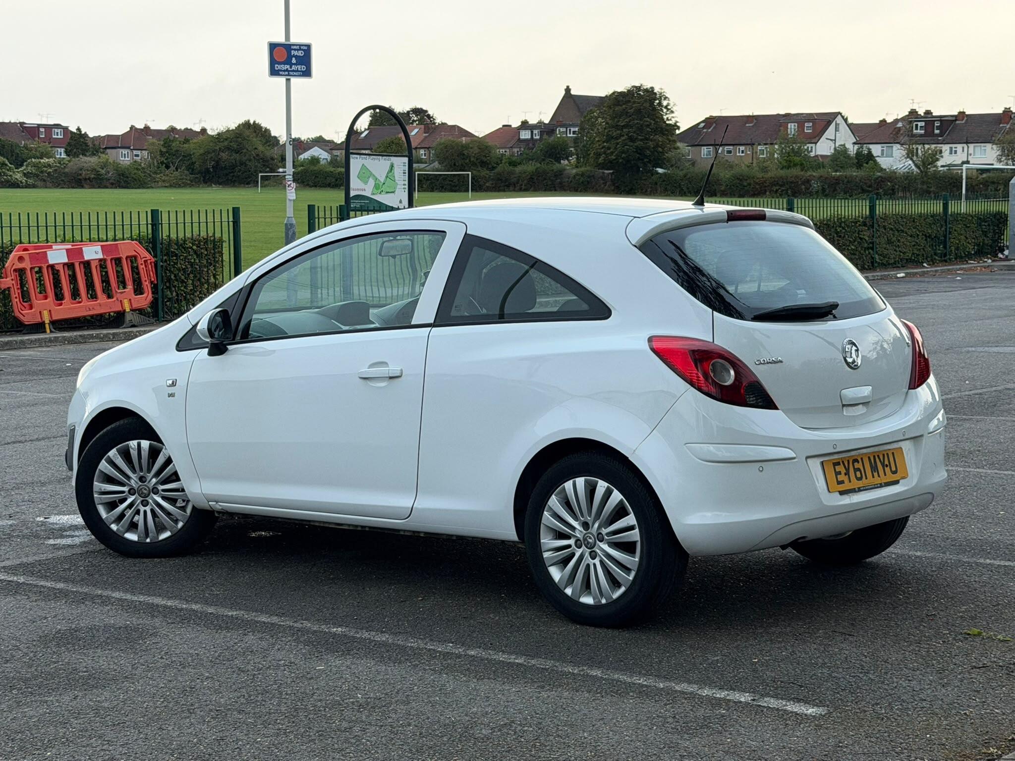 Vauxhall Corsa view 5