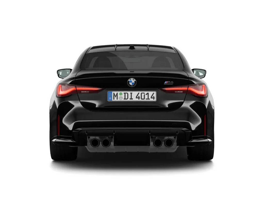 BMW M4 view 4