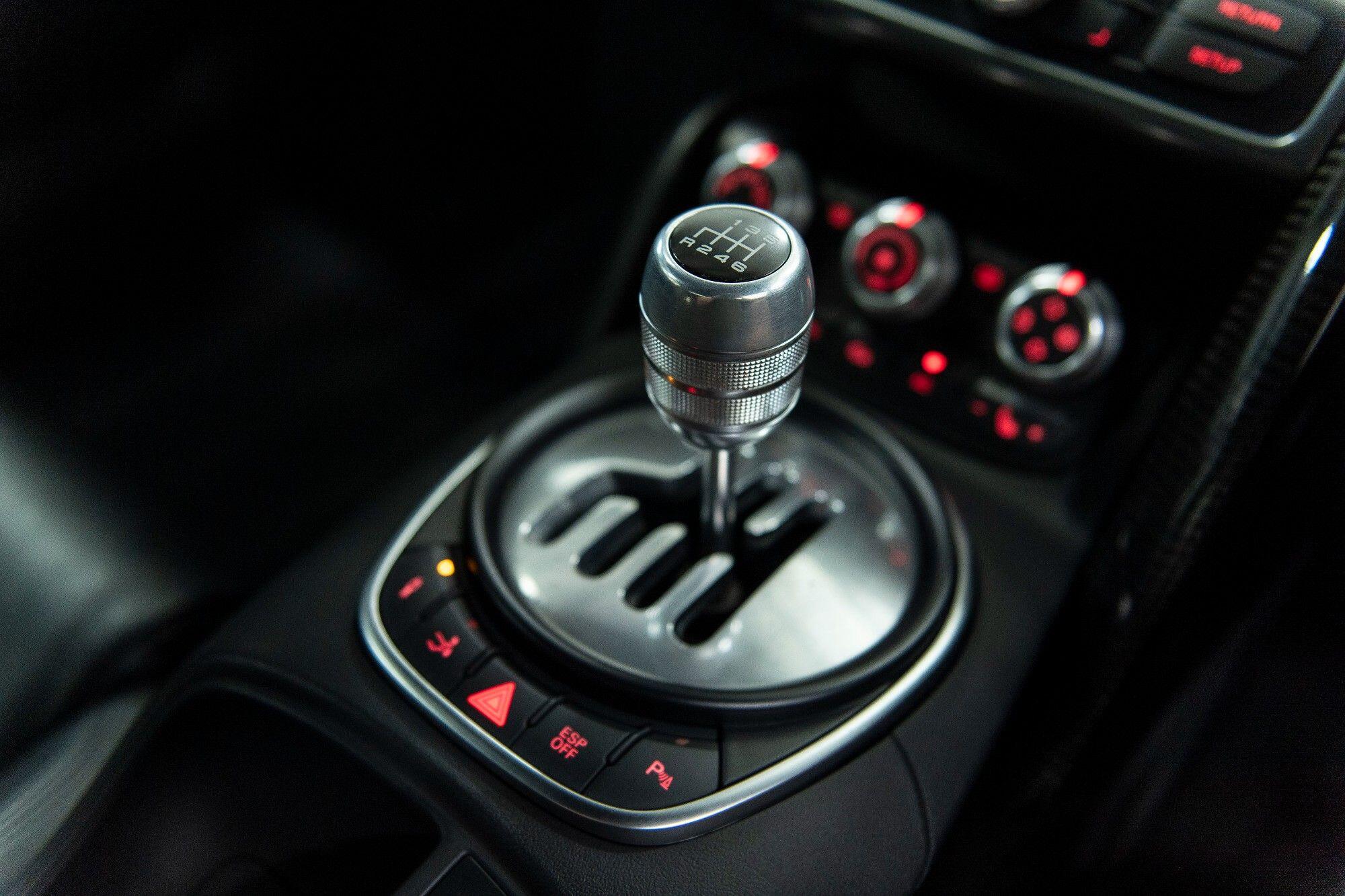 Audi R8 view 22