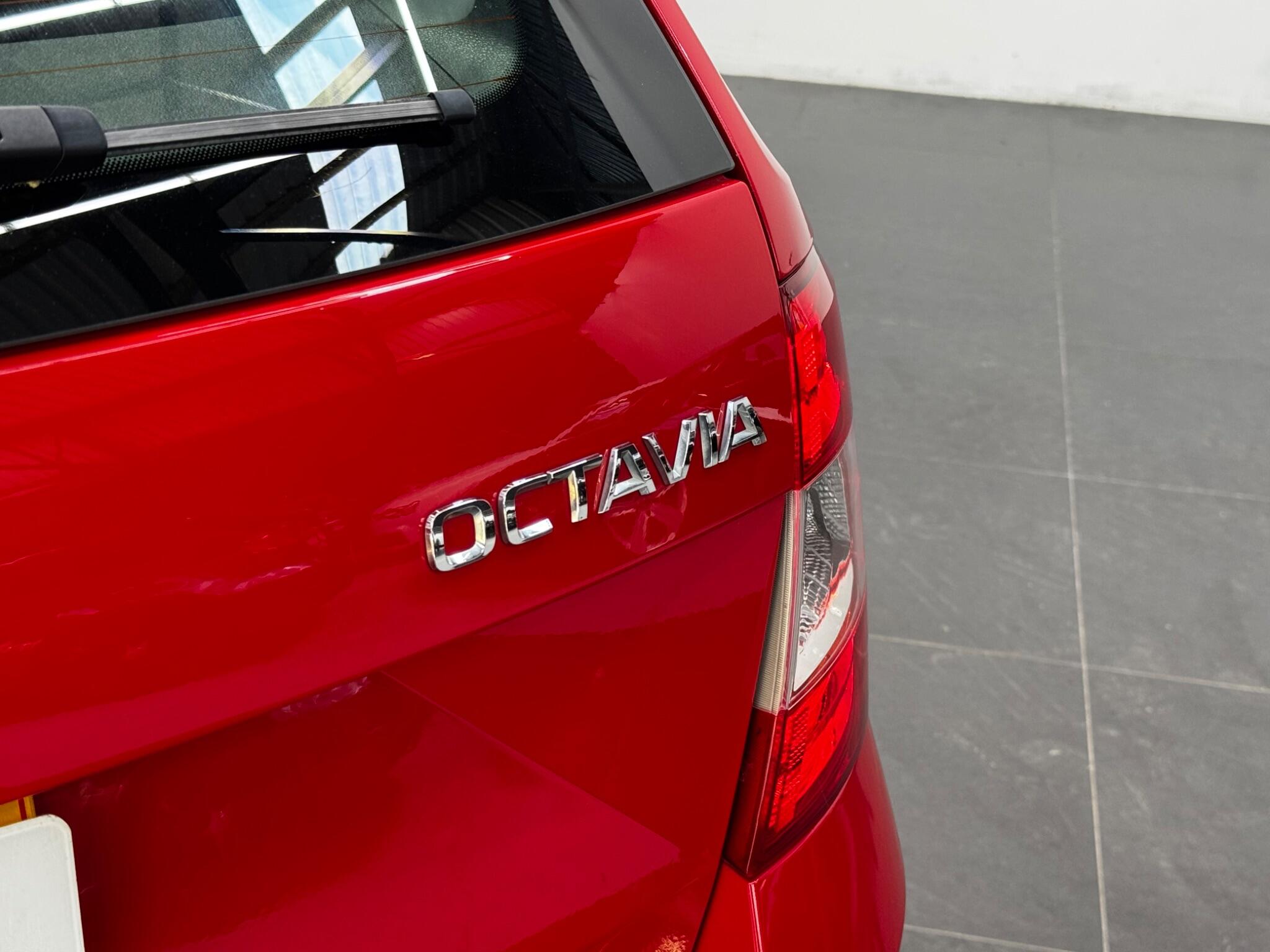 Skoda Octavia view 13