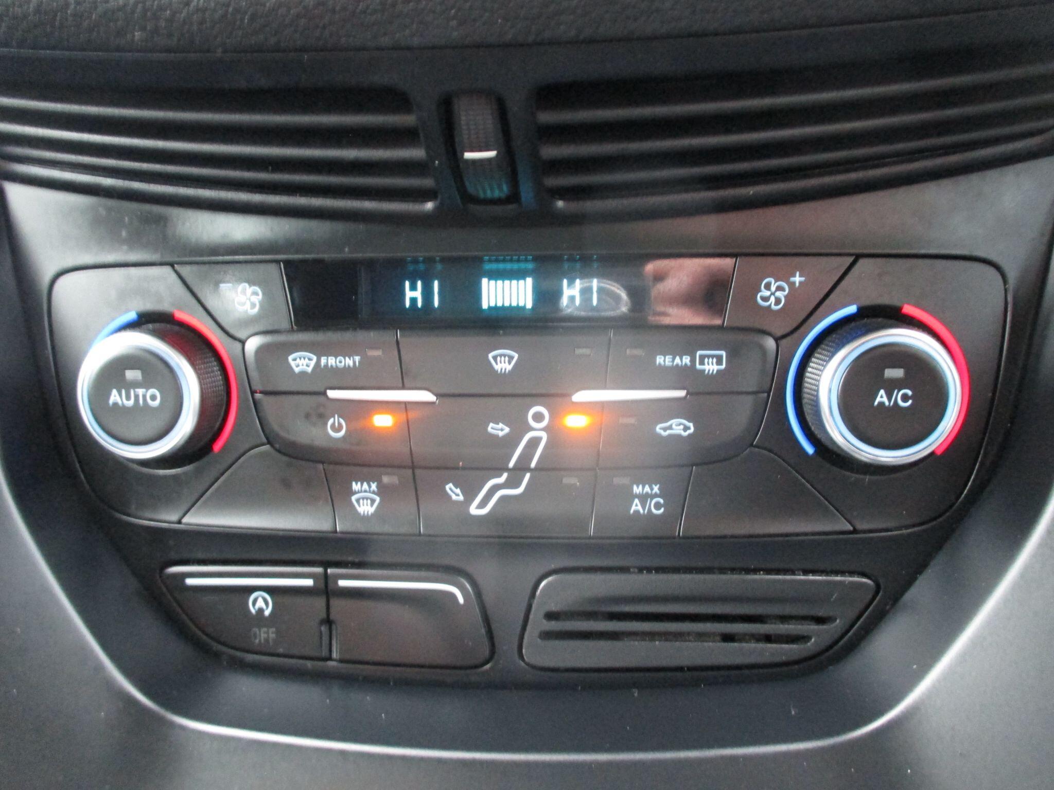 2016 Ford Grand C-Max image 45