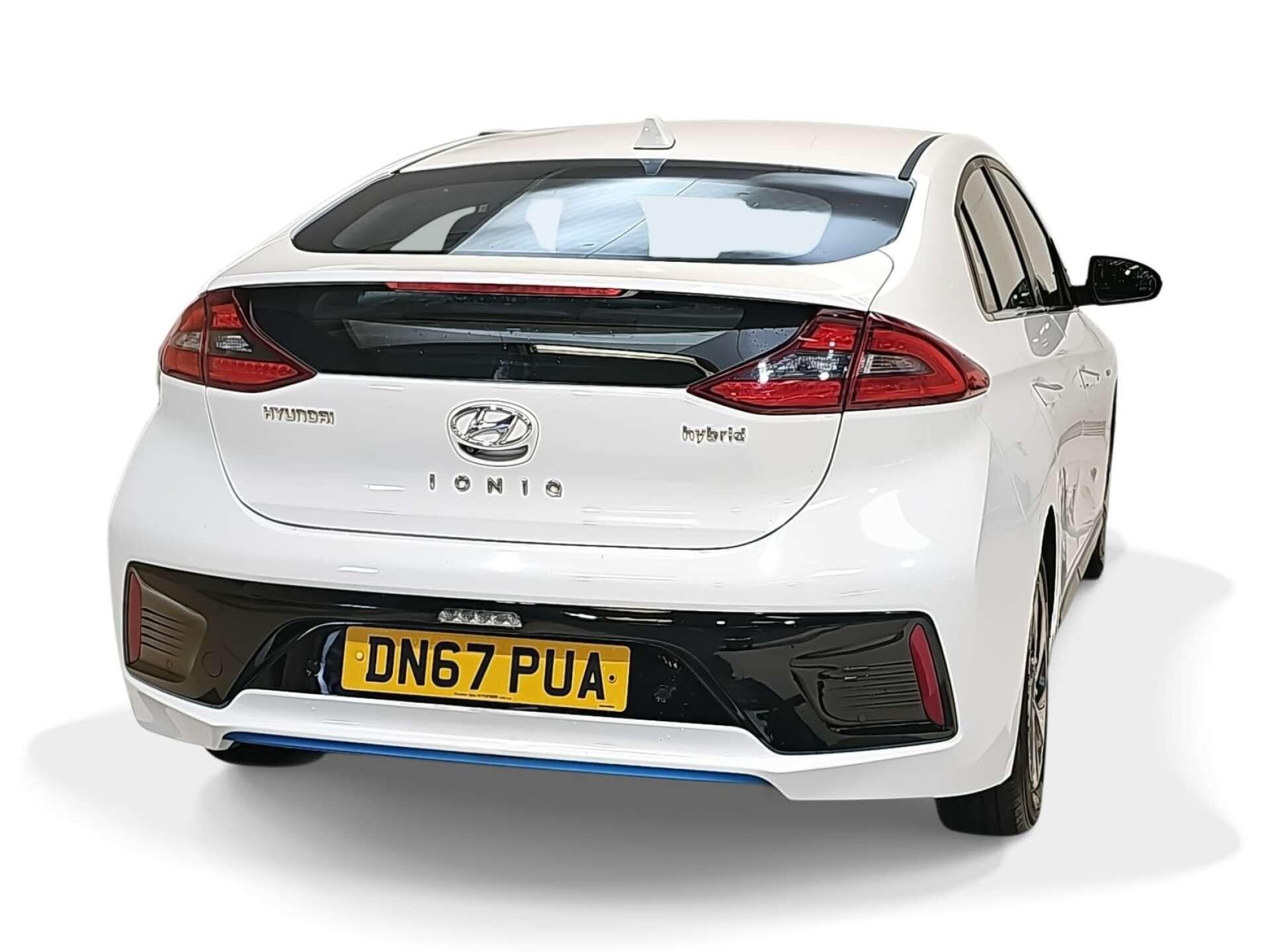 Hyundai IONIQ view 6