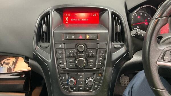Vauxhall Astra view 13