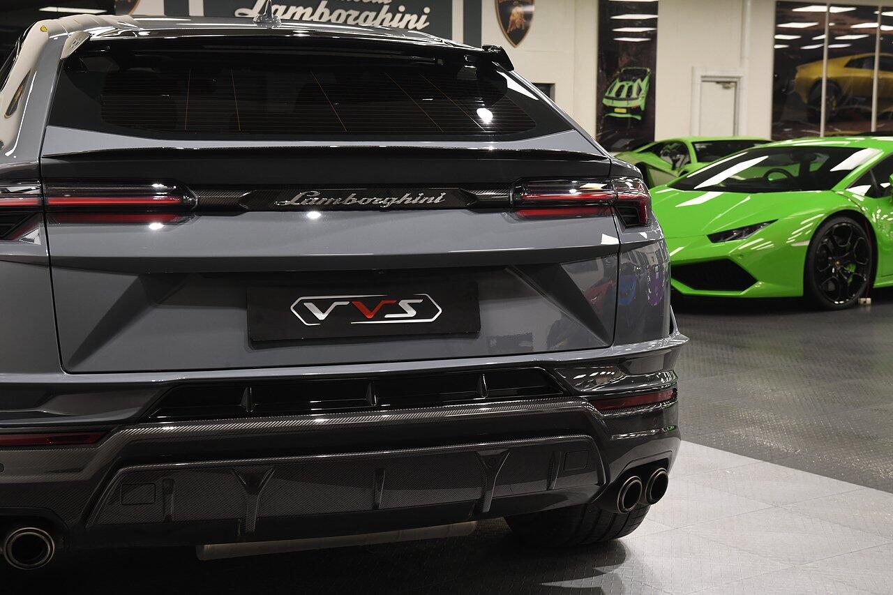 Lamborghini Urus view 47