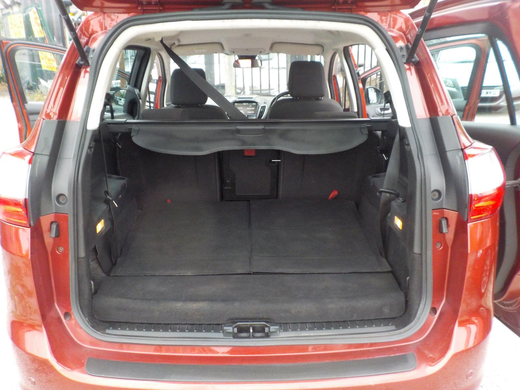 Ford Grand C-Max 1.5 TDCi Zetec Euro 6 (s/s) 5dr