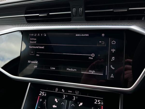 Audi RS6 Avant view 22