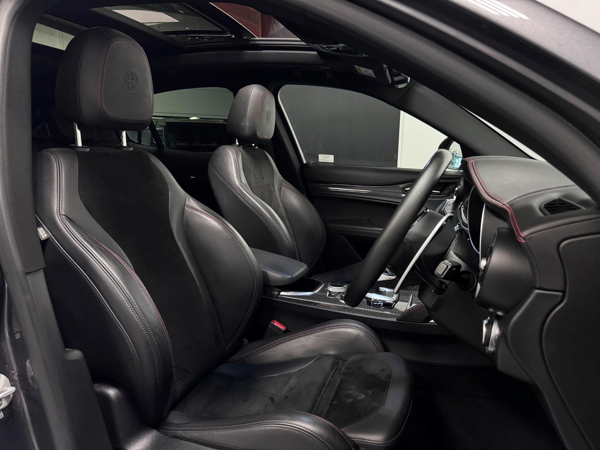 Alfa Romeo Stelvio view 24