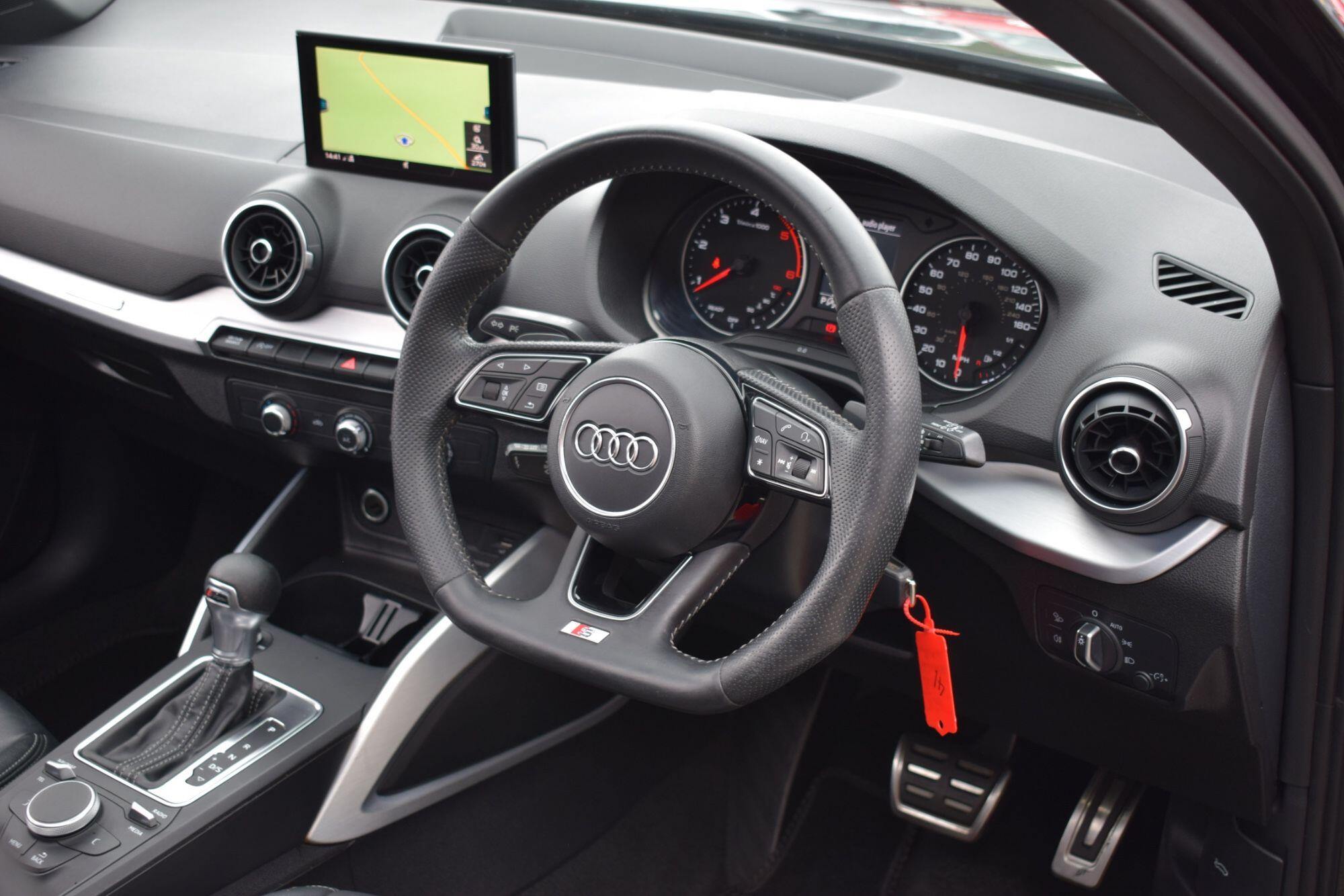 Audi Q2 view 15