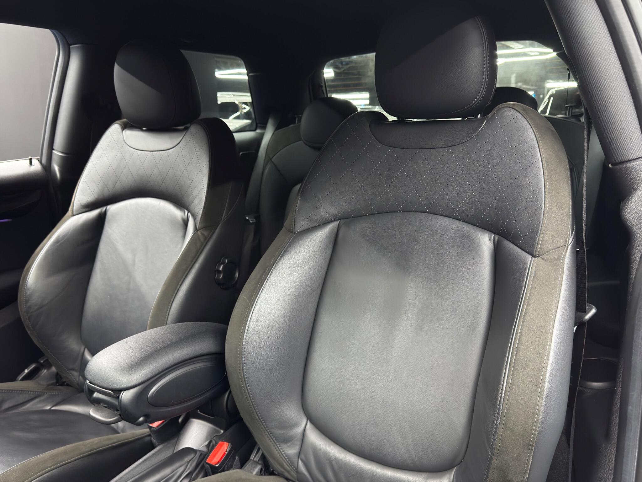 MINI Hatch view 14