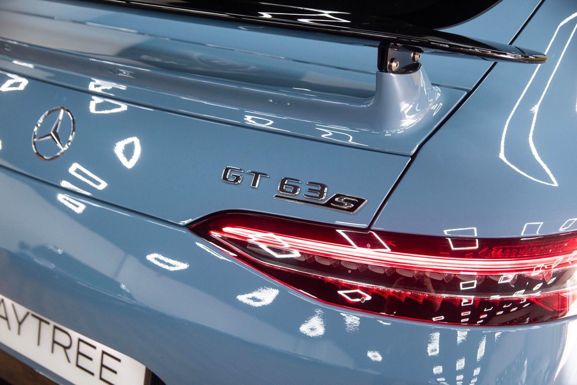 Mercedes-Benz Amg GT view 23