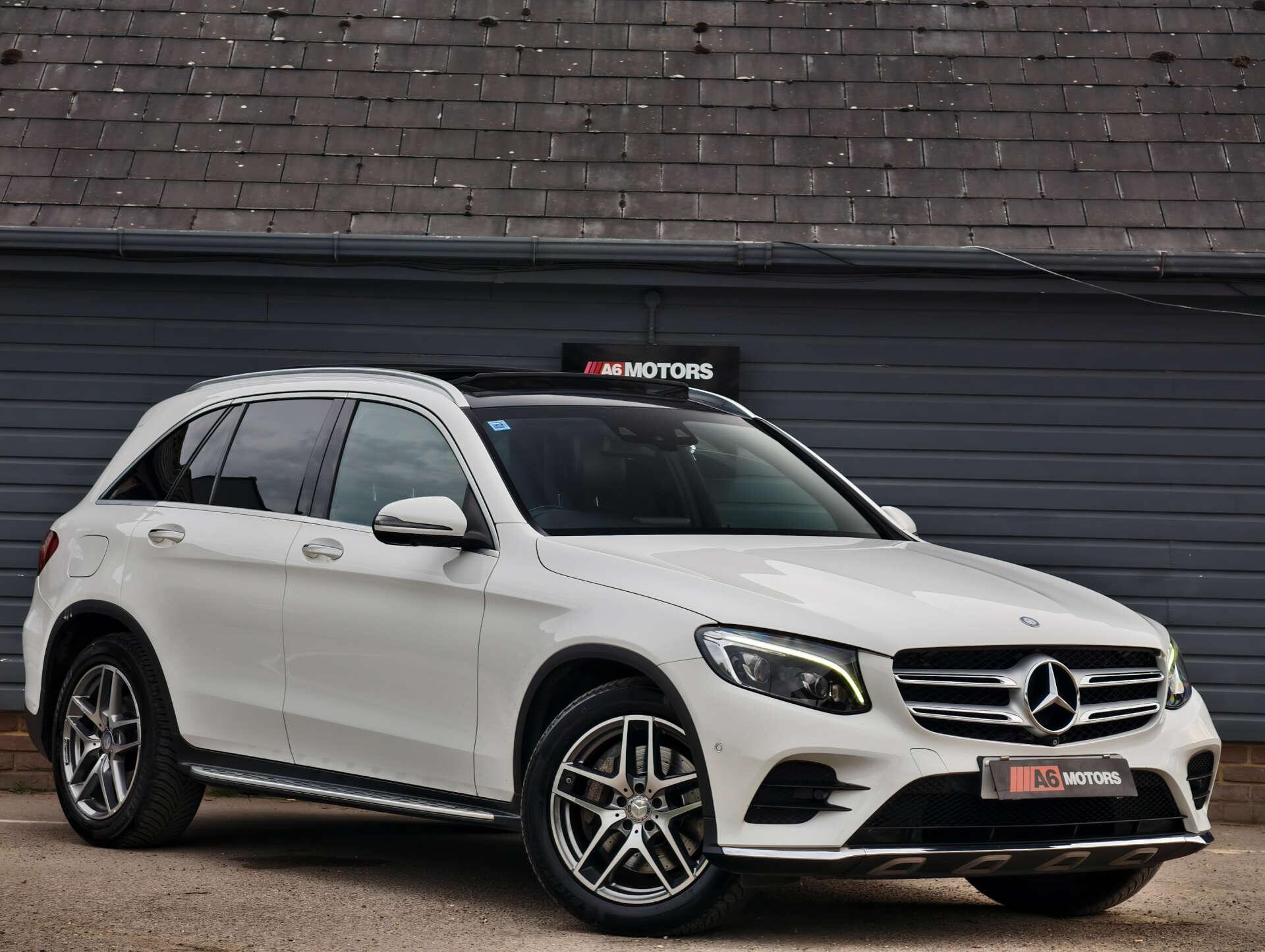 Mercedes-Benz GLC view 3