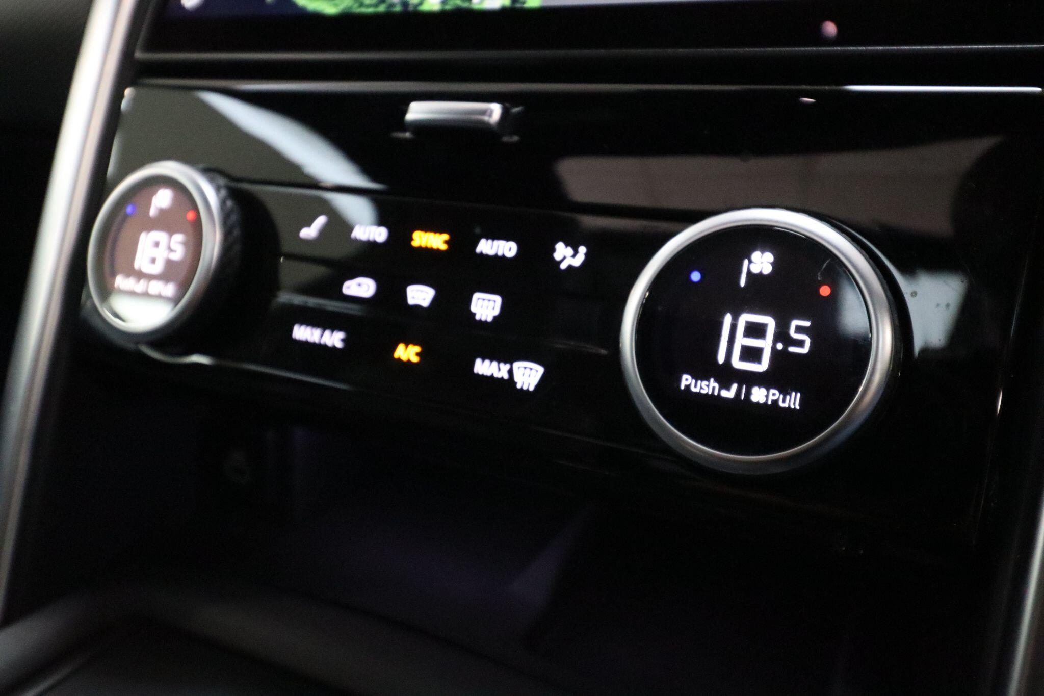 Land Rover Discovery 3 view 25