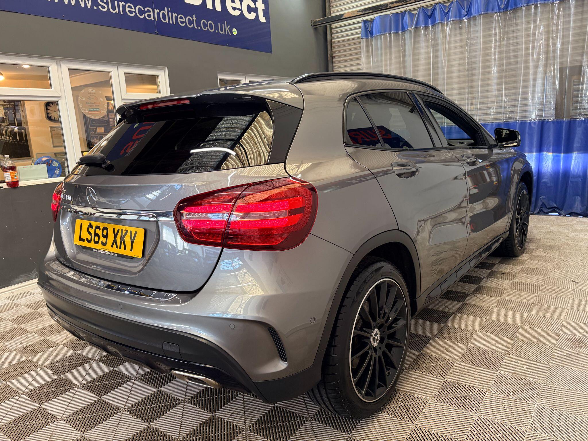 Mercedes-Benz Gla view 10
