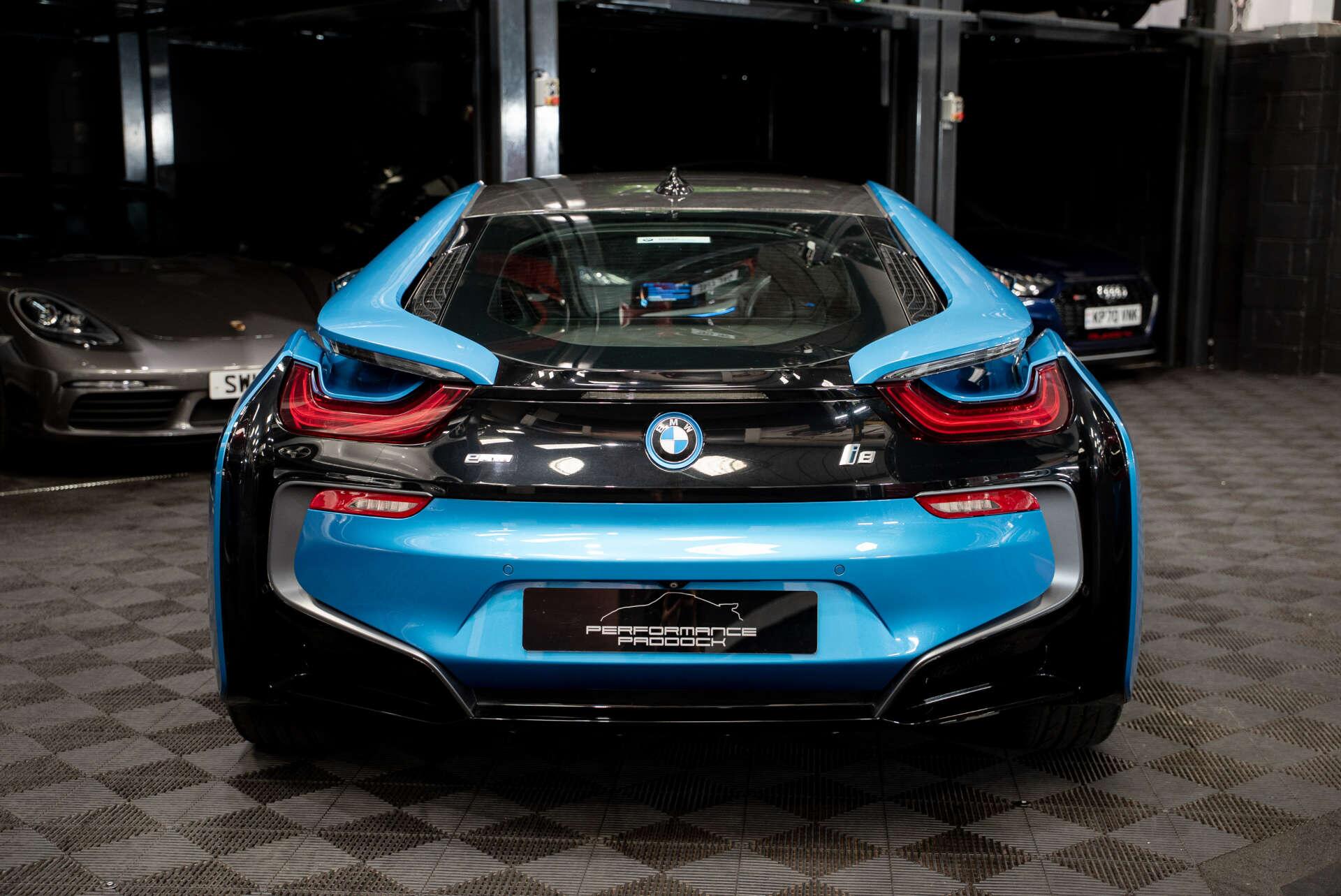BMW I8 view 8