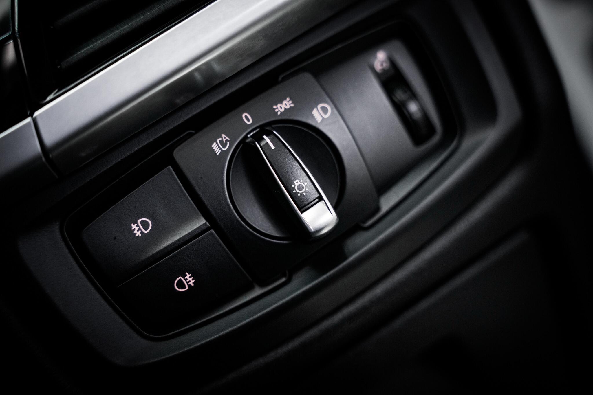 BMW X6 view 51
