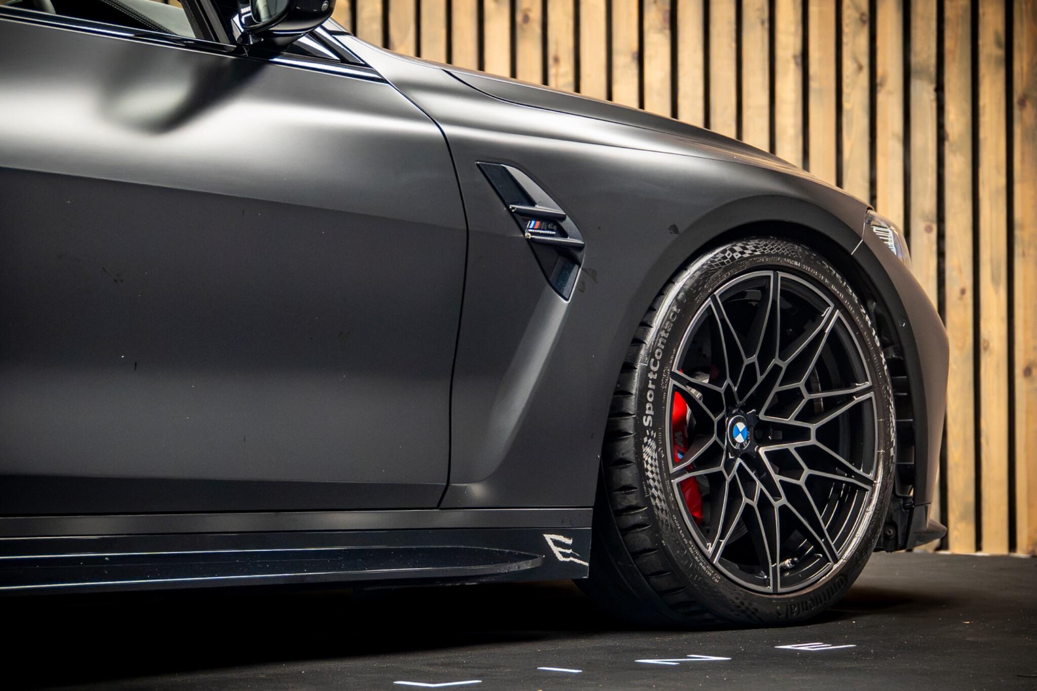 BMW M4 view 14