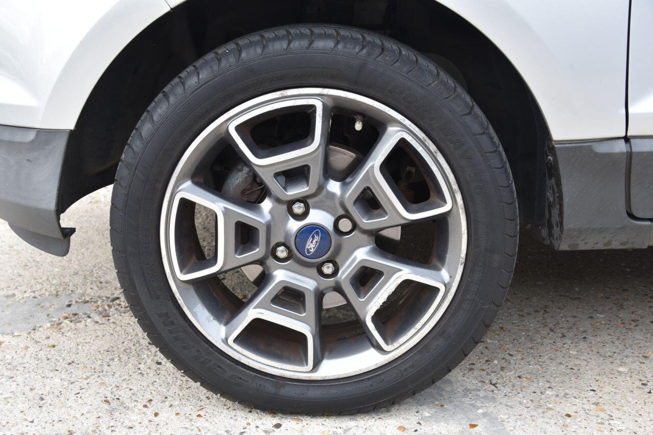 Ford Ecosport view 53