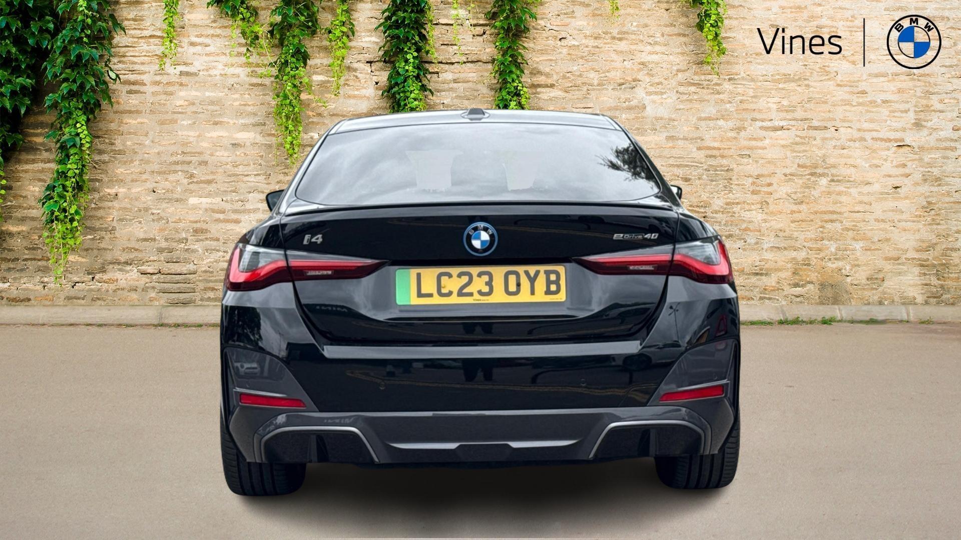 BMW i4 view 15