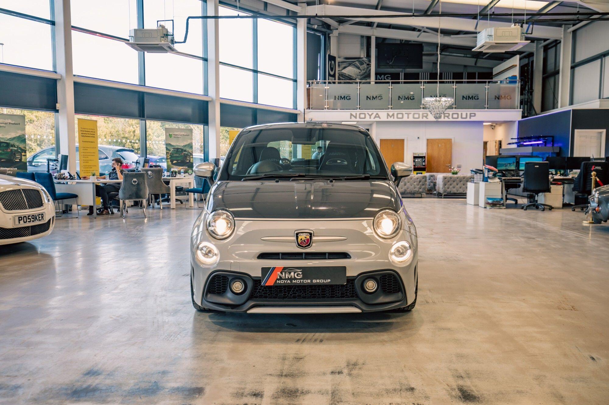 Abarth 595 view 23