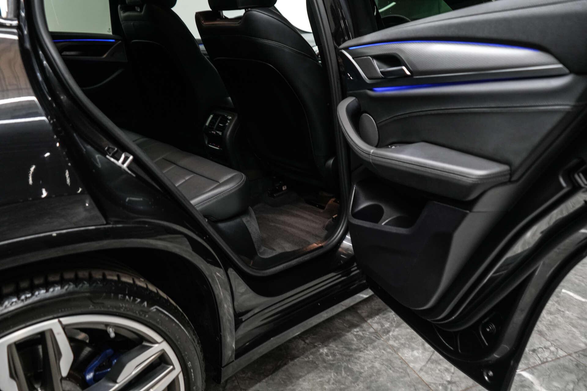 BMW X4 view 22