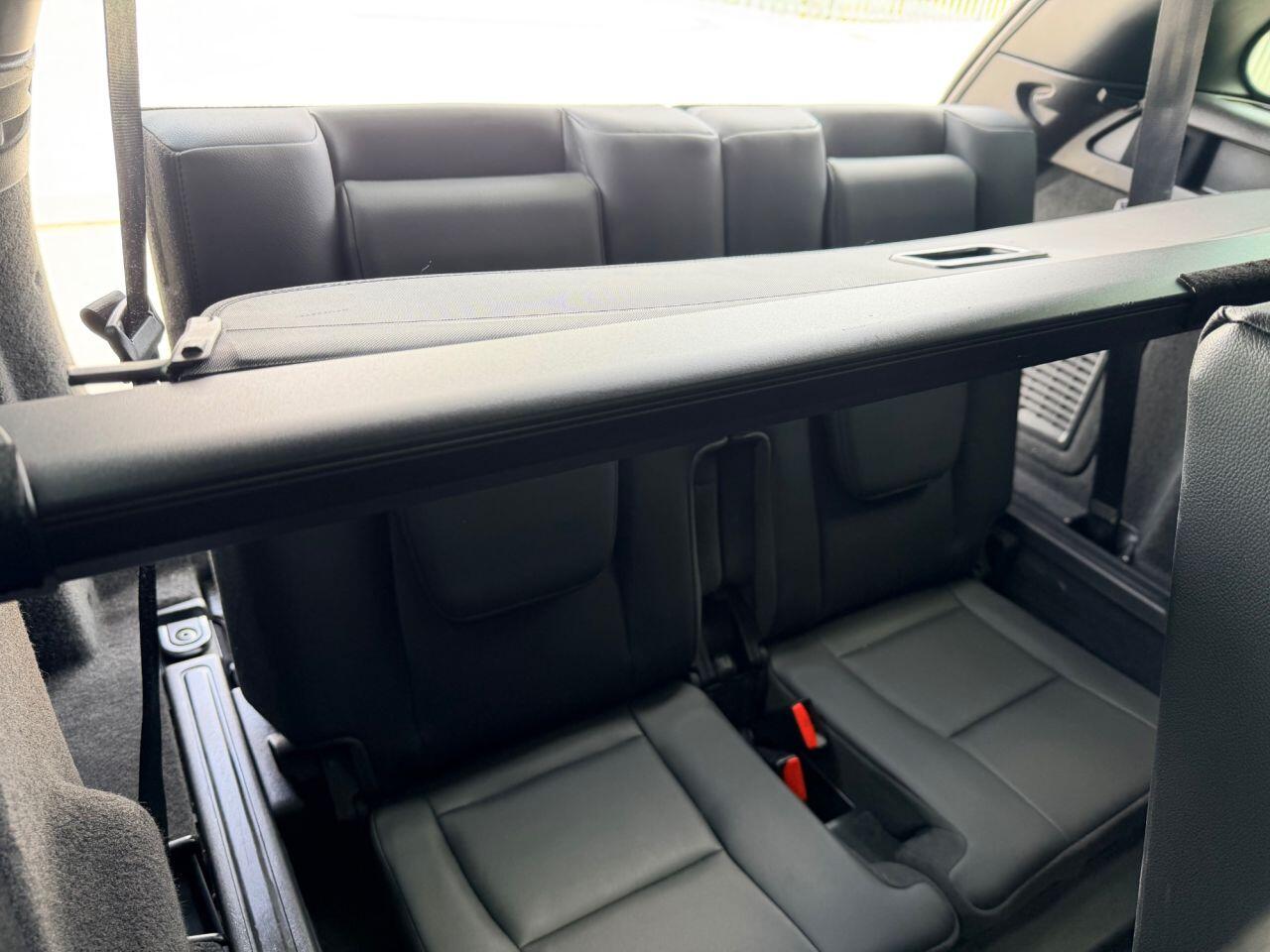 Land Rover Discovery Sport view 24