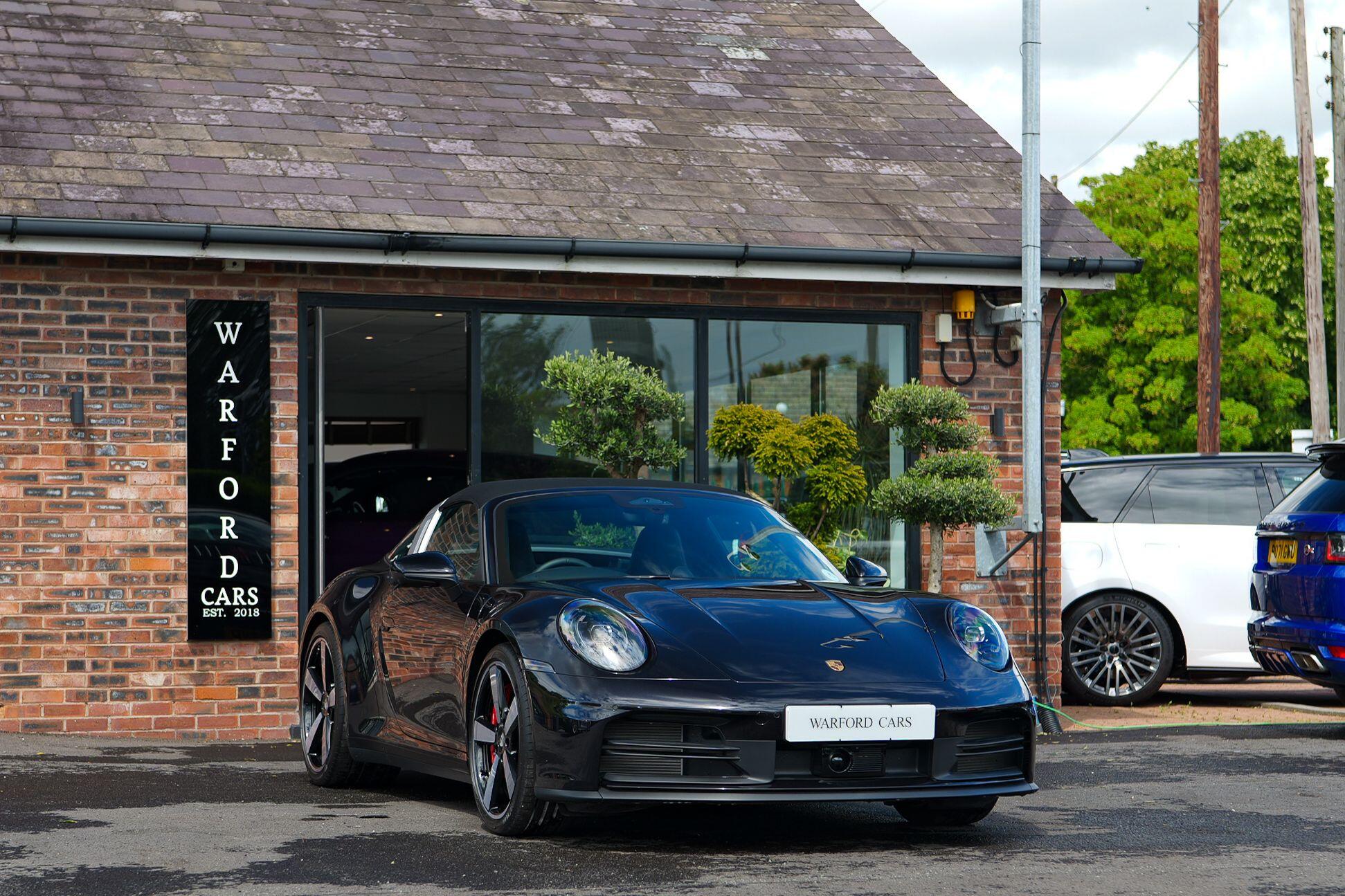 Porsche 911 main image