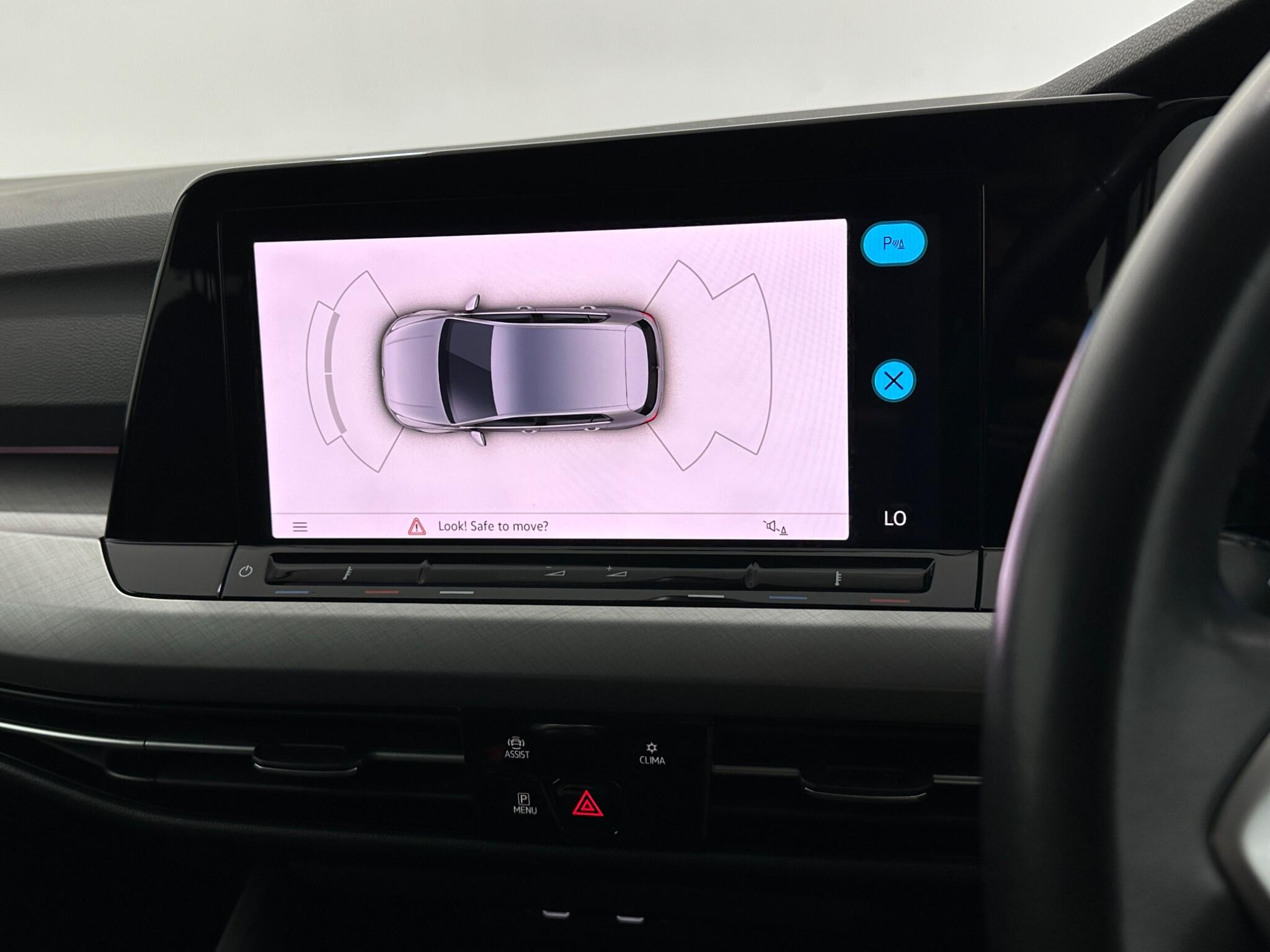 Volkswagen Golf view 23