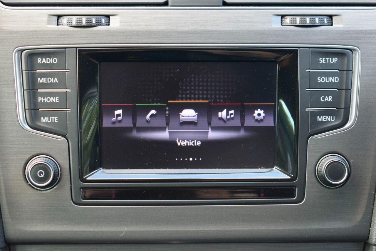 Volkswagen Golf view 51