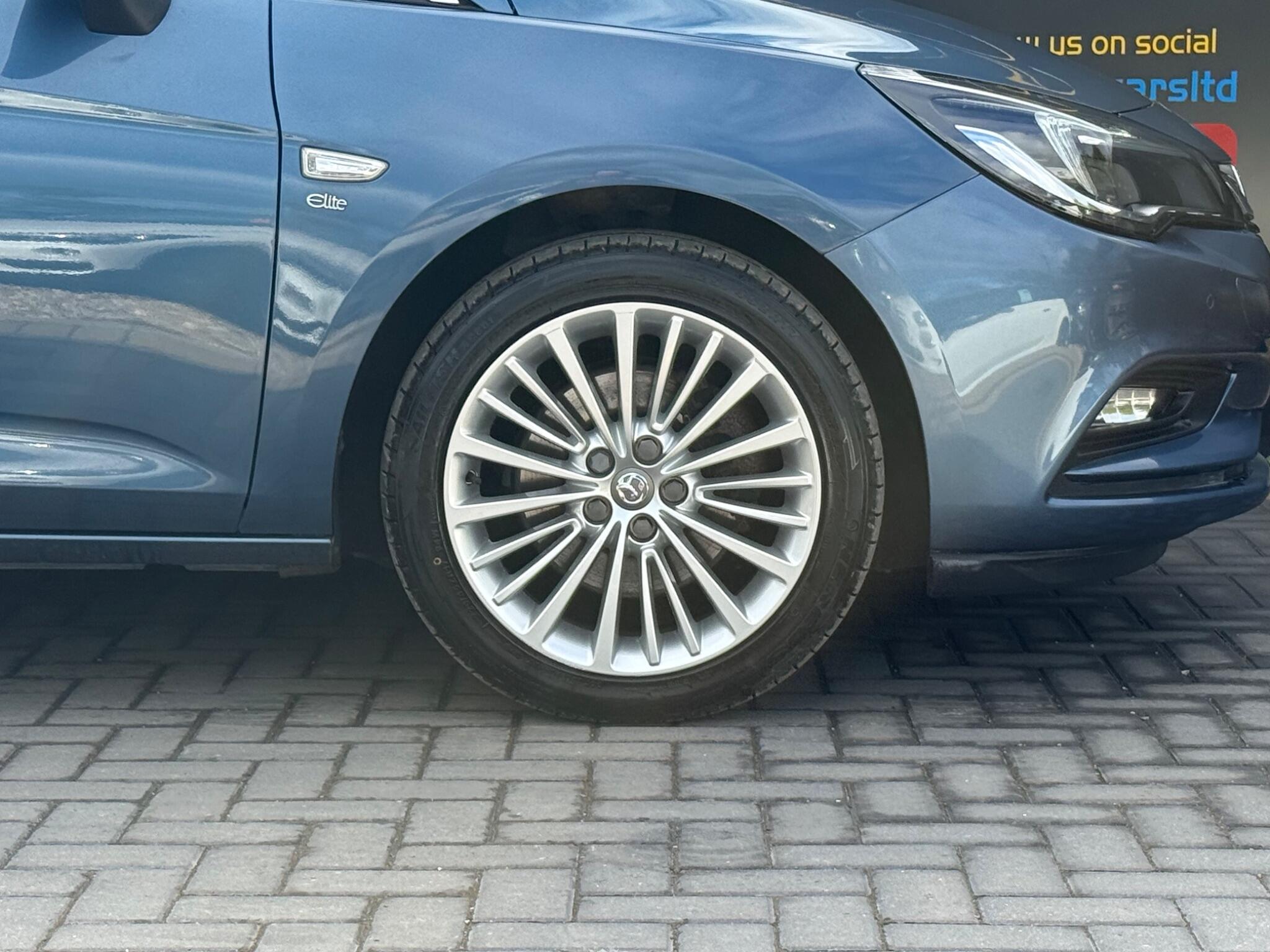 Vauxhall Astra view 15