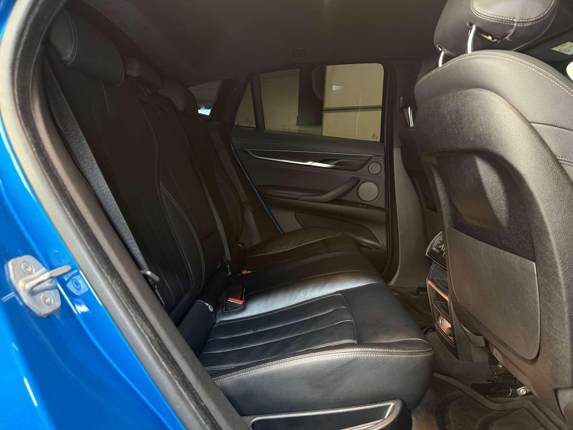BMW X6 view 14
