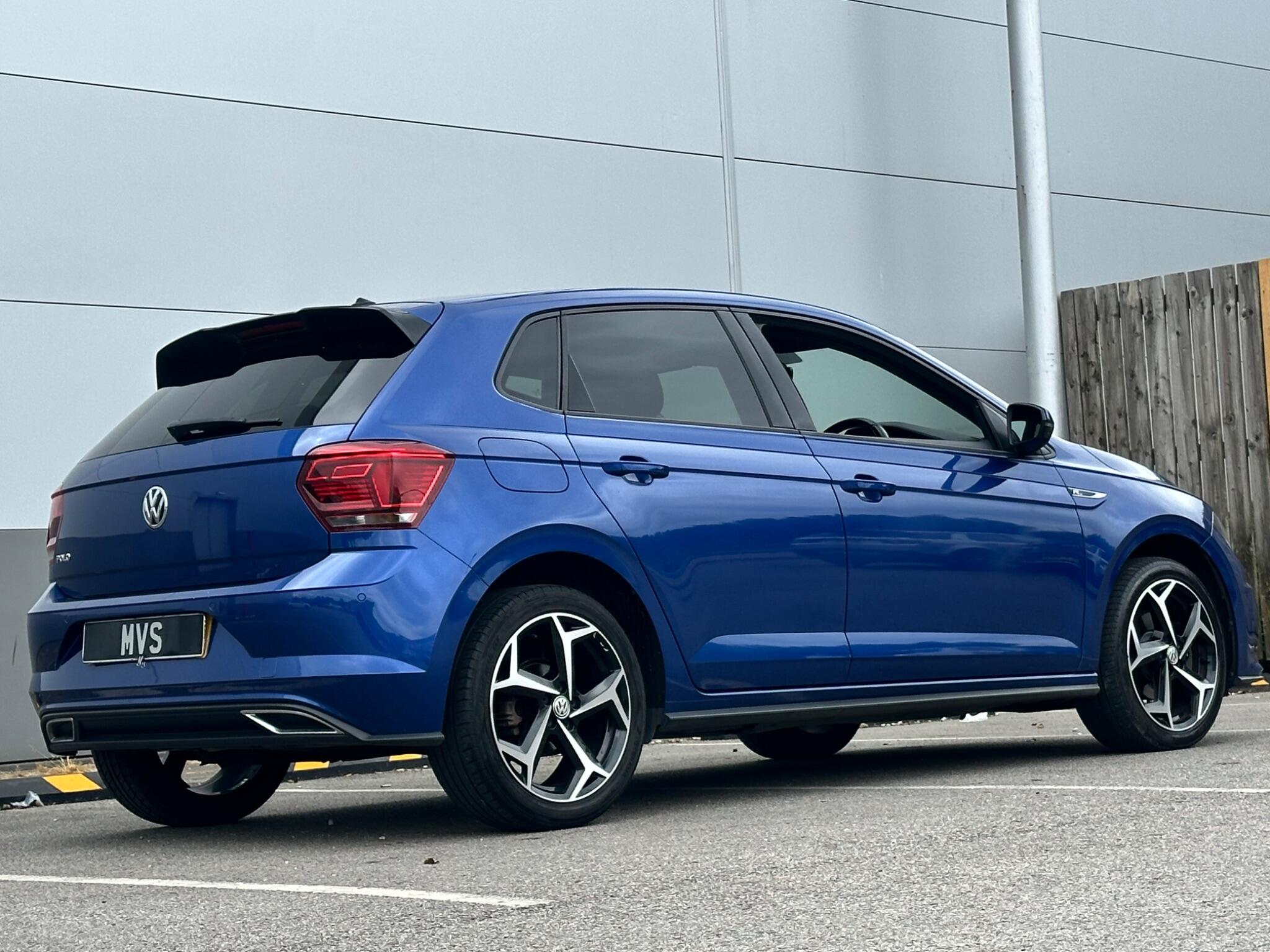 Volkswagen Polo view 10