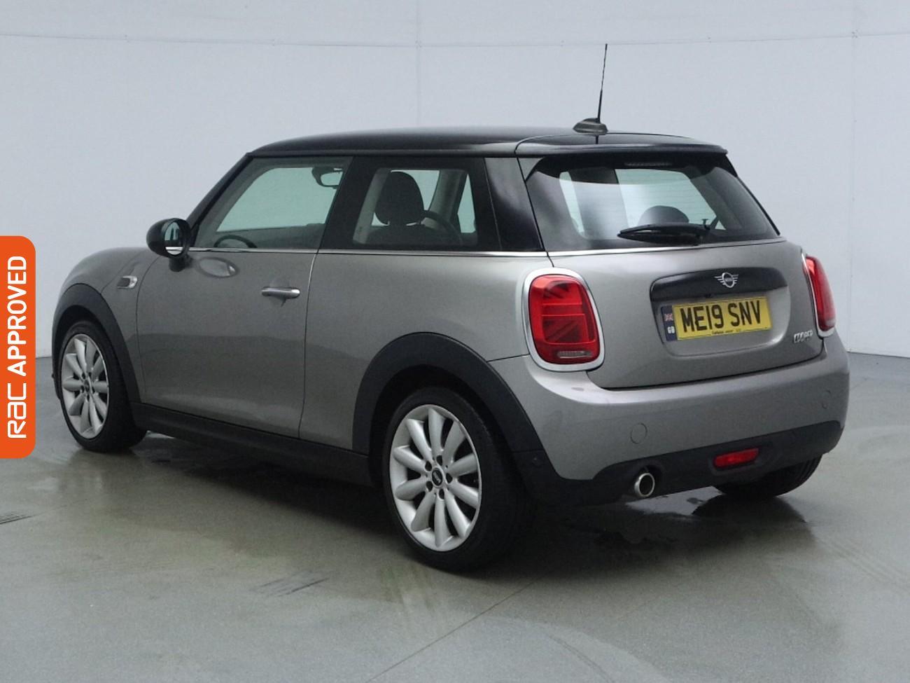 Mini Hatch view 4