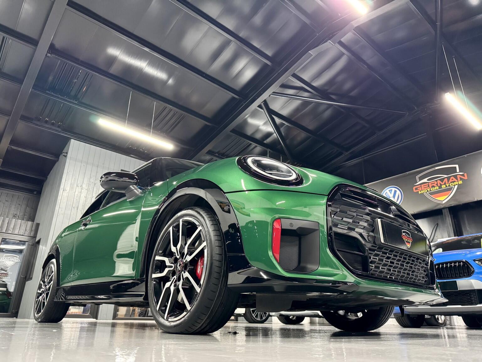 Mini Cooper Cooper view 7