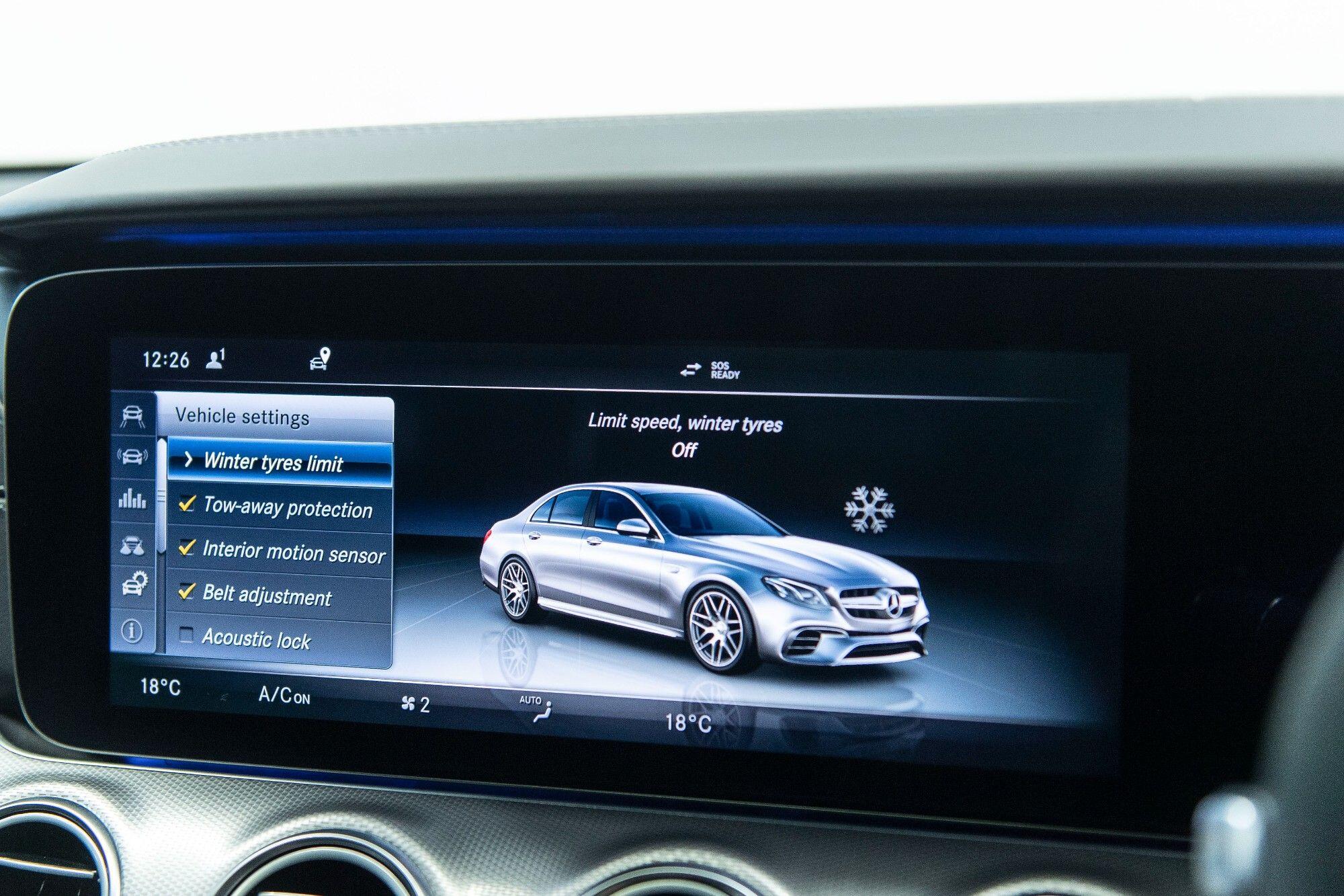 Mercedes-Benz E Class view 22