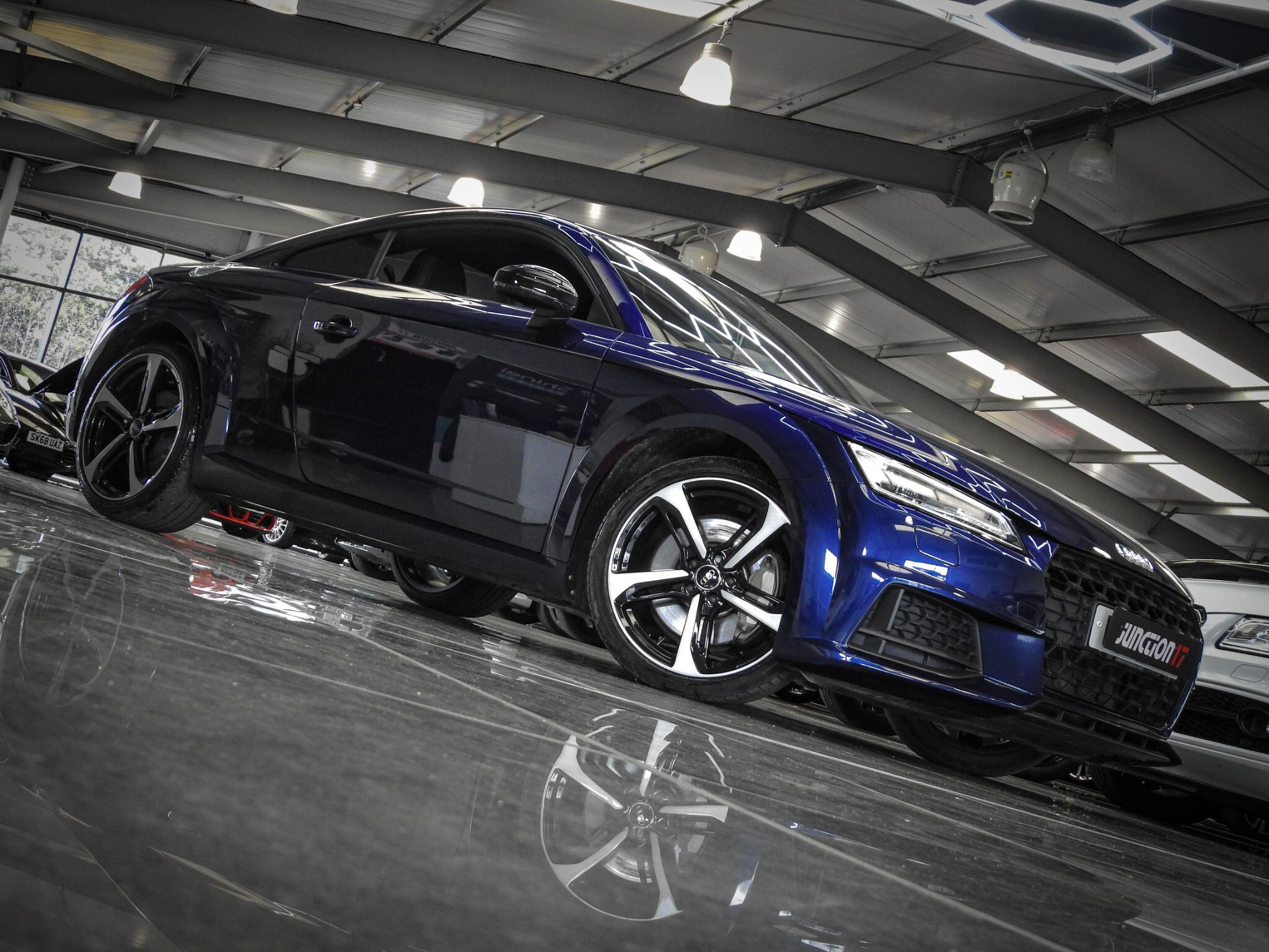 Audi TT view 2
