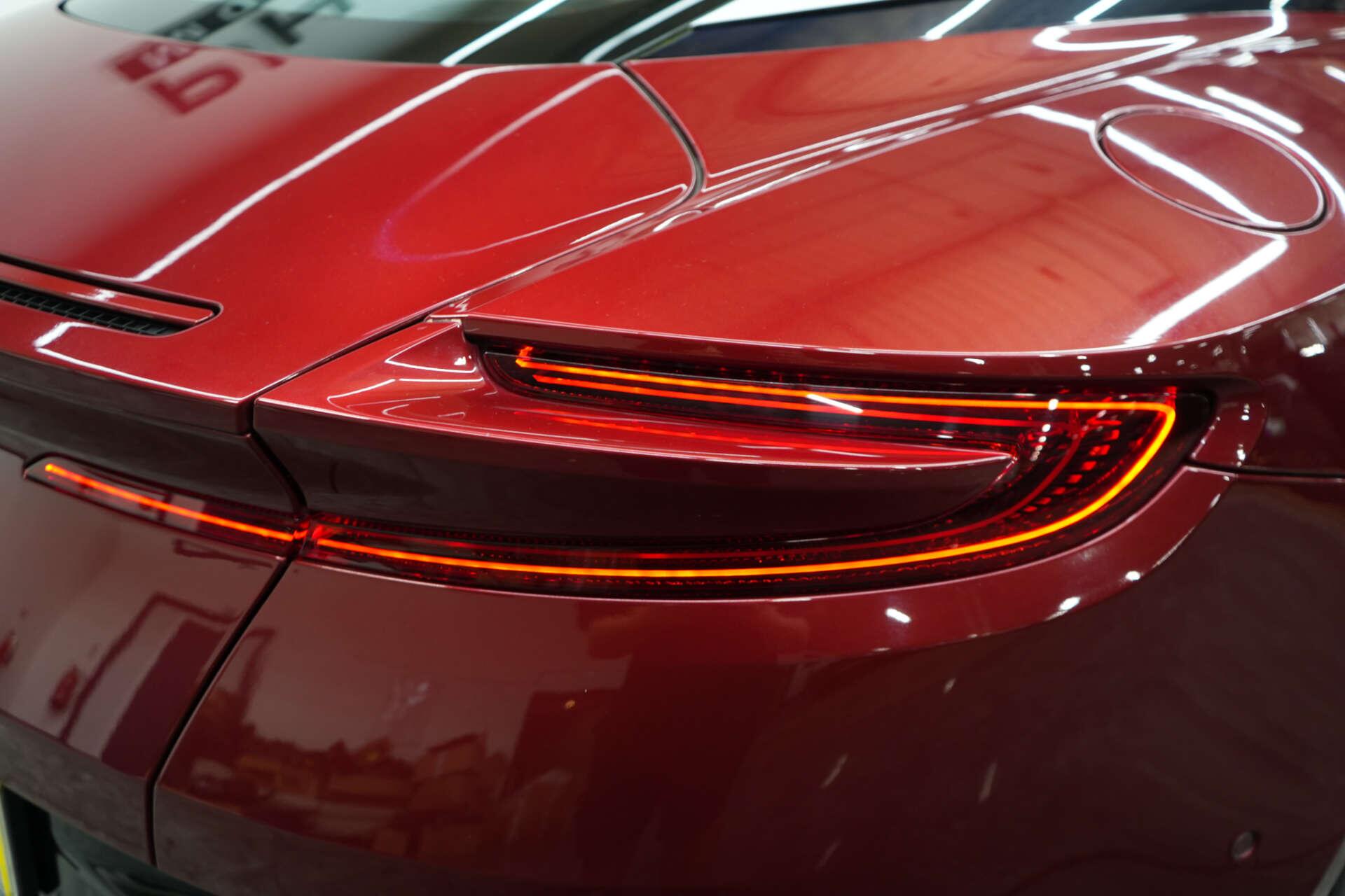 Aston Martin DB11 view 43