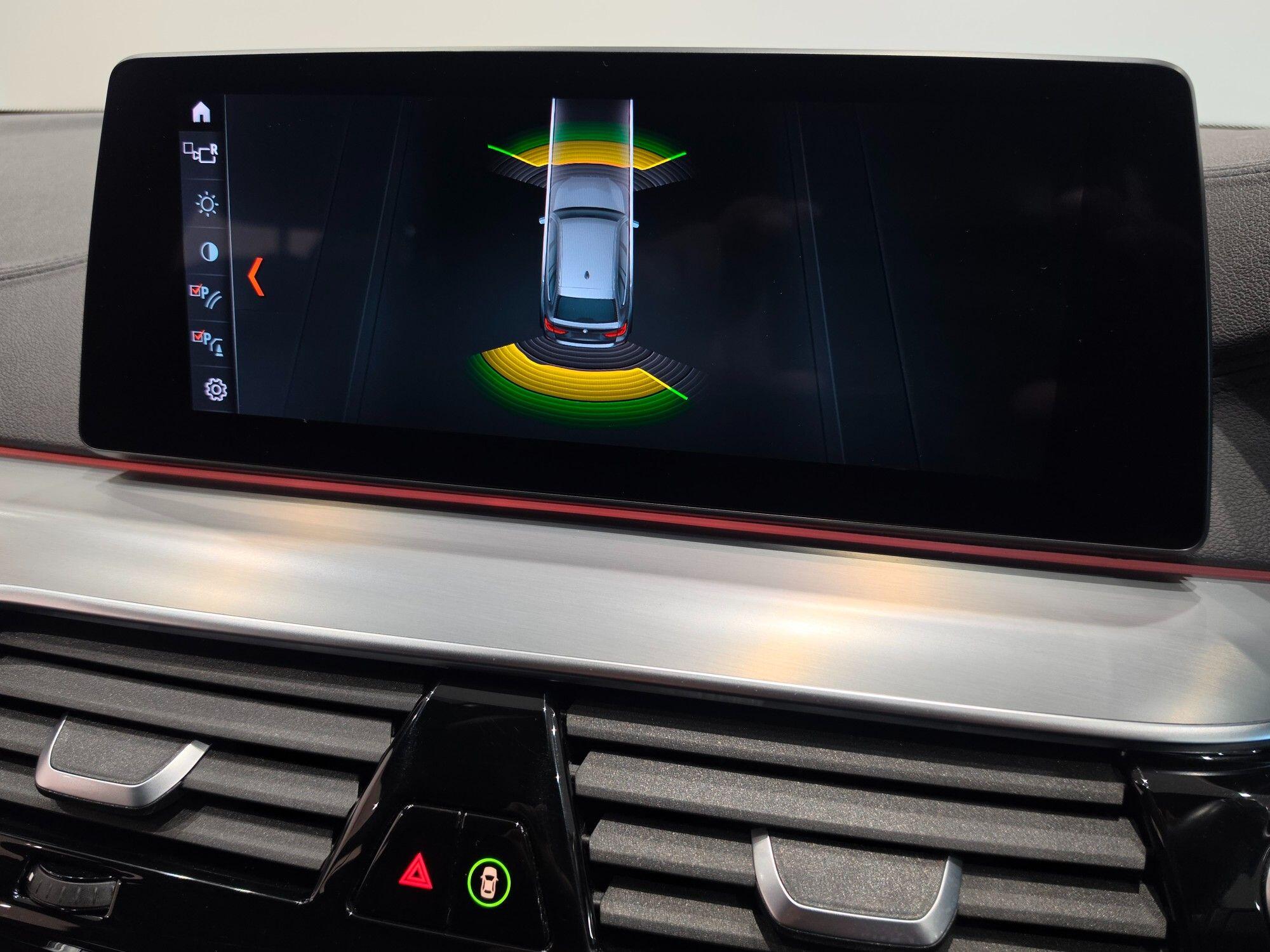 BMW 5 Series view 109