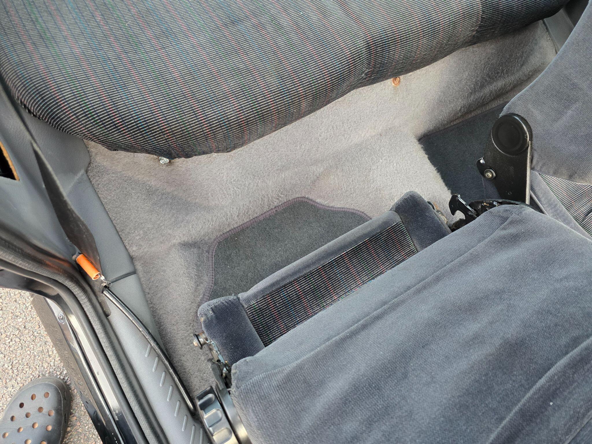 Ford Fiesta view 26