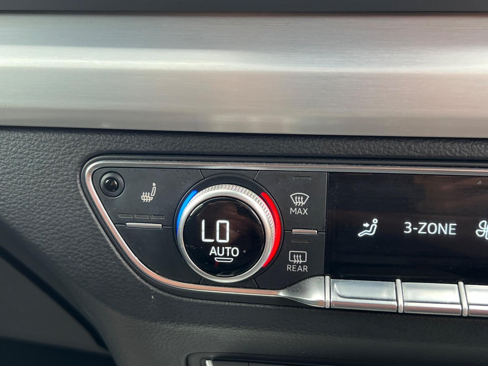 Audi Q5 view 22