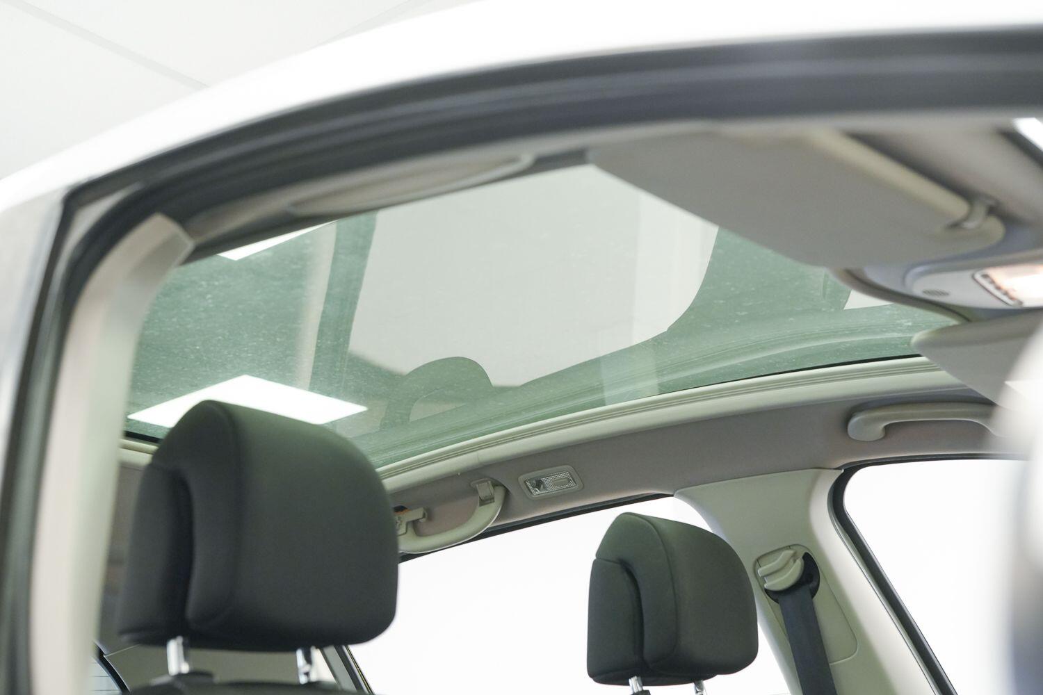 Peugeot 2008 view 18
