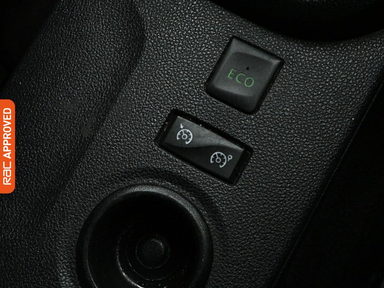Renault Captur view 14