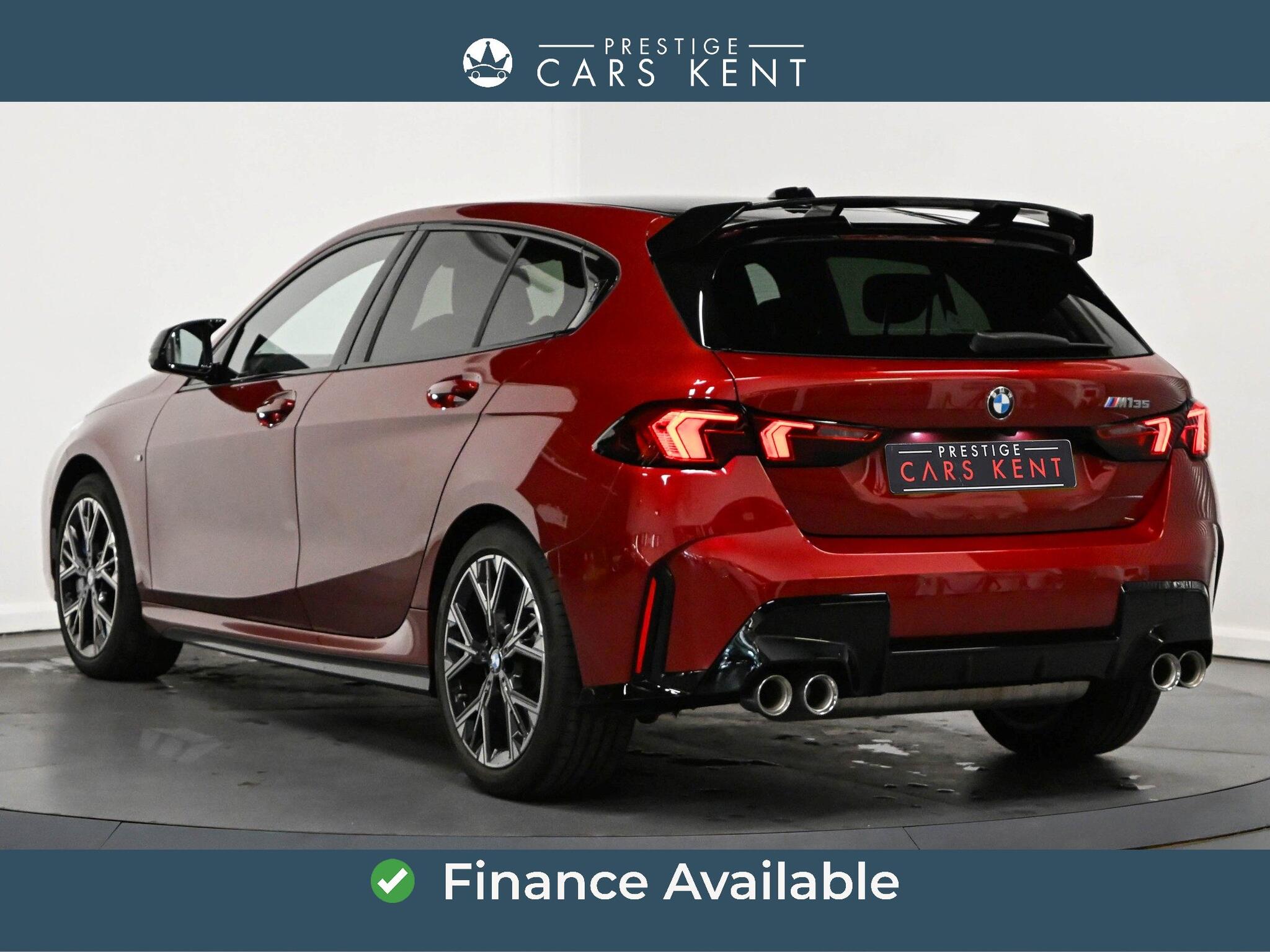 BMW 1 Series view 3