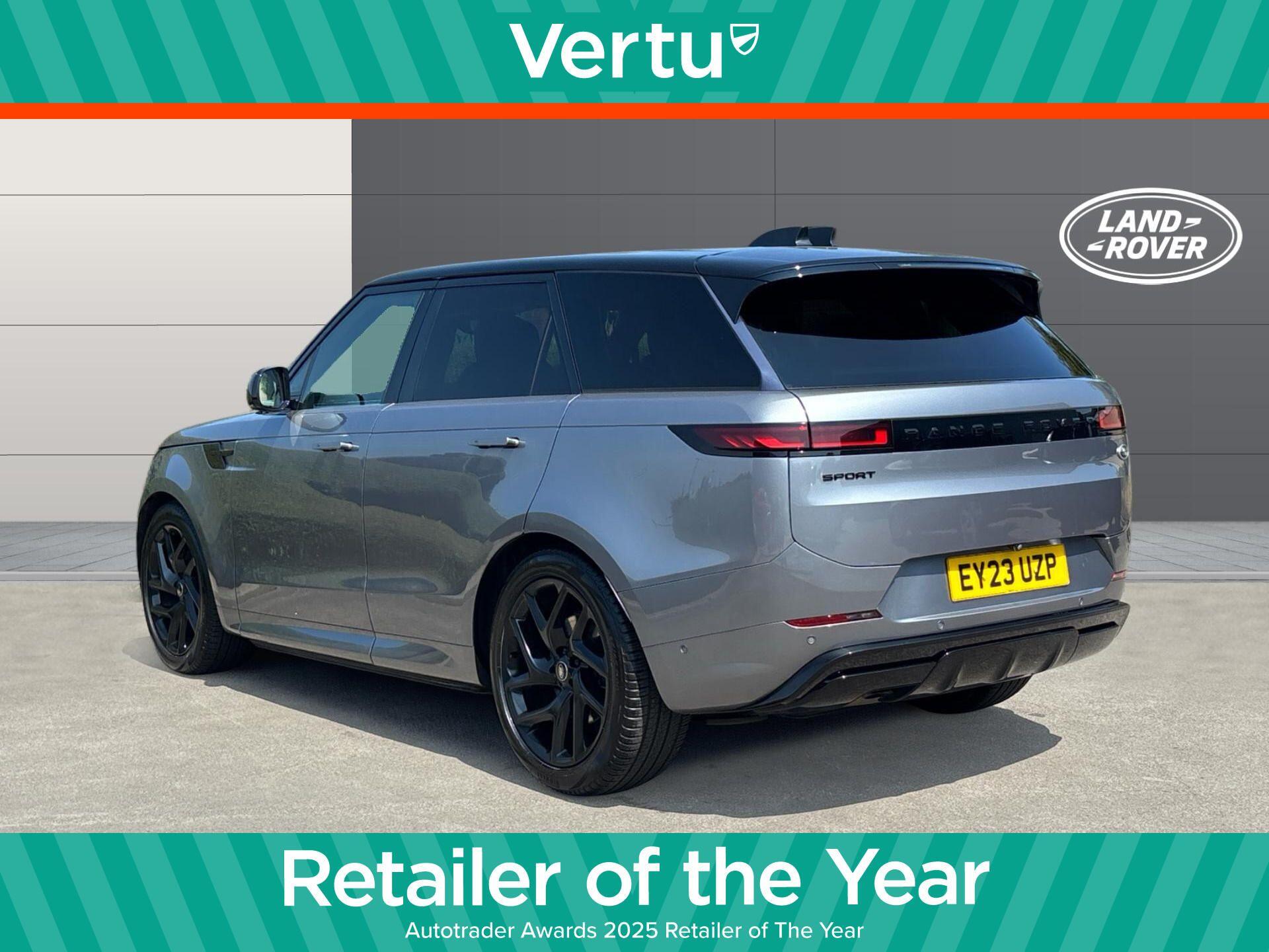 Land Rover Range Rover Sport view 2