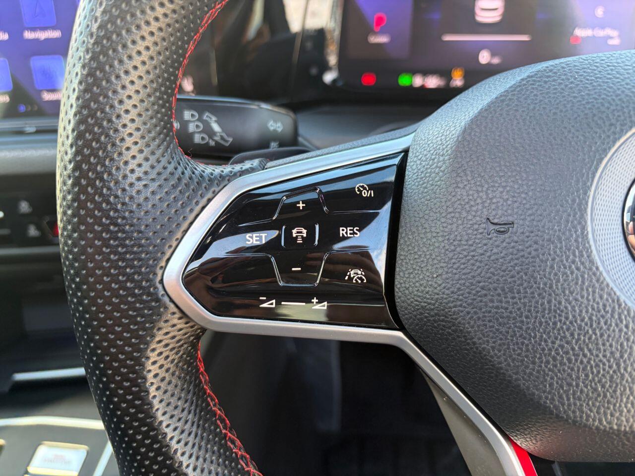 Volkswagen Golf view 27
