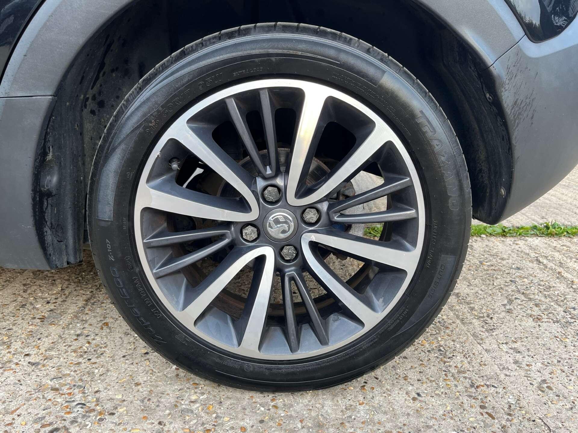 Vauxhall Crossland X view 27